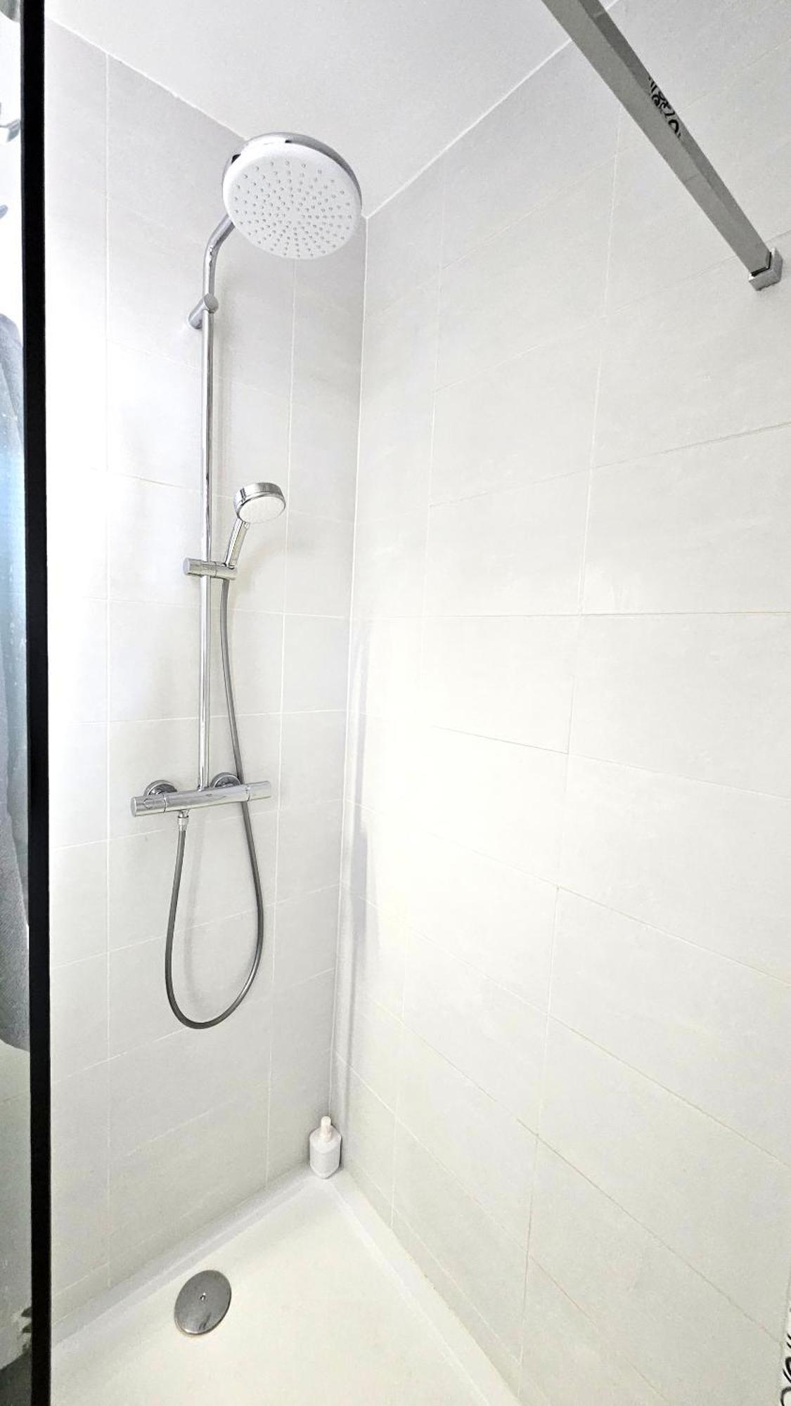 Du Parc Des Grottes Apartment *