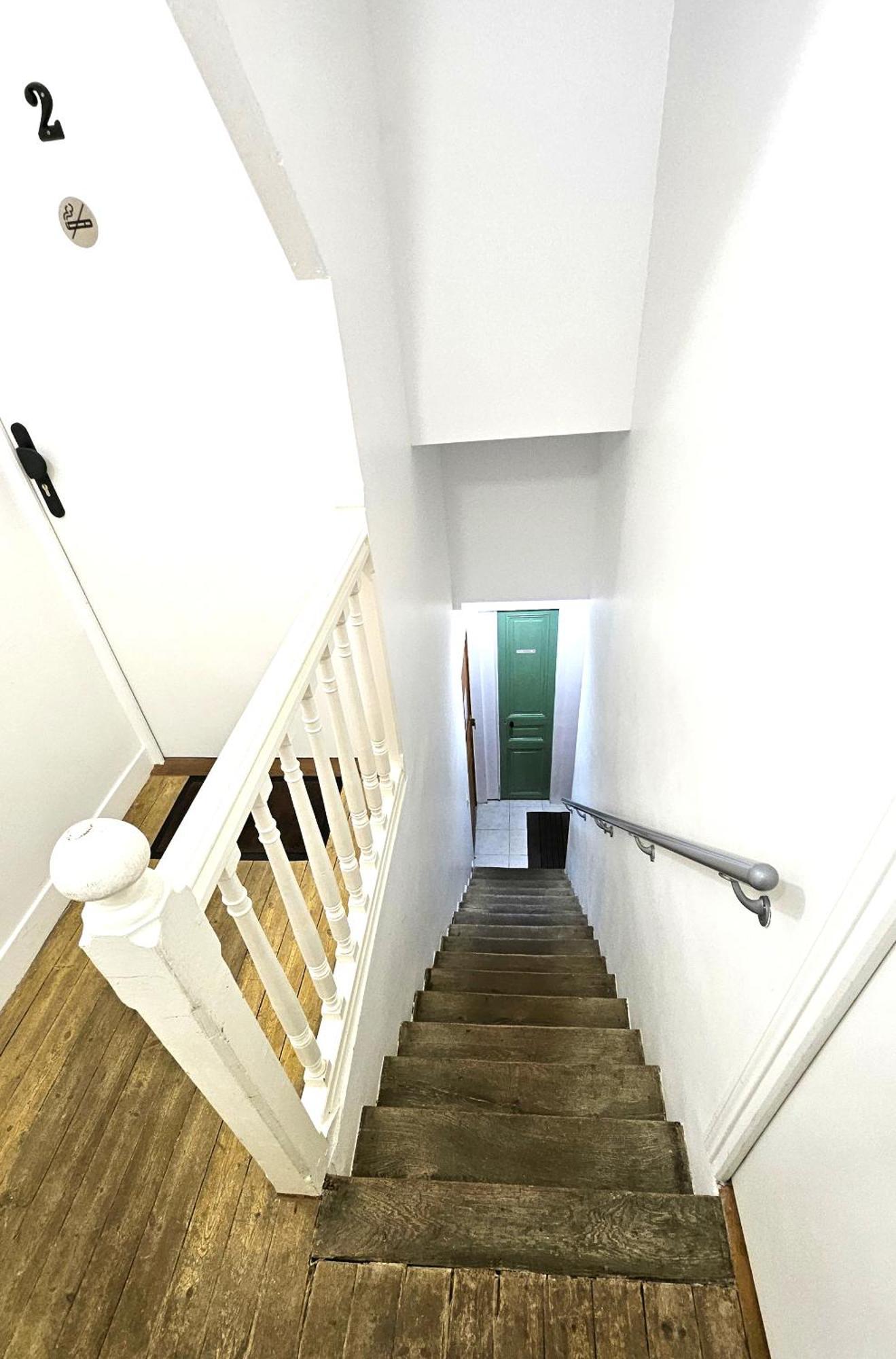 Du Parc Des Grottes Apartment *